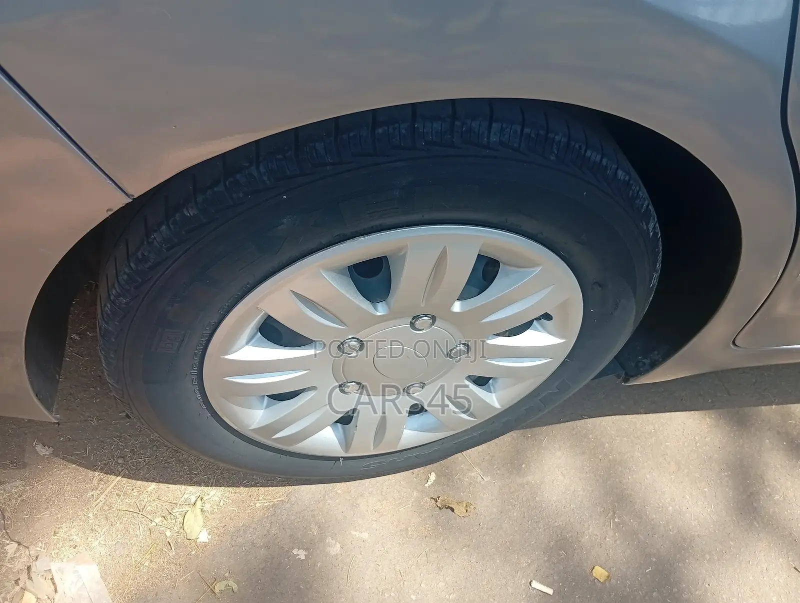 Hyundai Elantra 2017 Silver