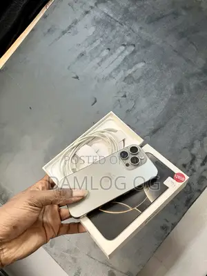 Apple iPhone 16 Pro 128 GB Gold