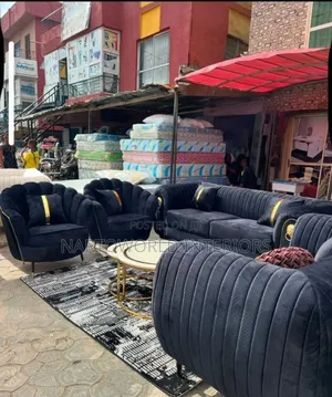 High Quality Black  7 Seaters Sofa Chair