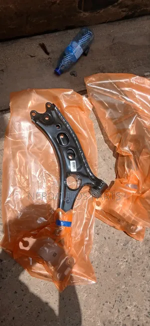 Complete Lower Arm Honda CRV 2018,2019,2020,2021,2022,2023,2024