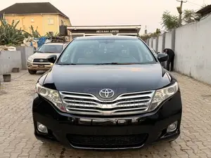 Toyota Venza LE 2010 Black