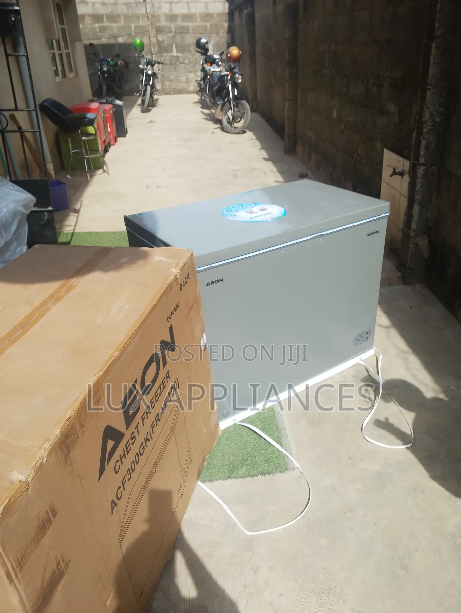 Aeon 300l Single Door Freezer