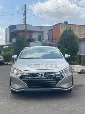 Hyundai Elantra Limited 2020 Silver