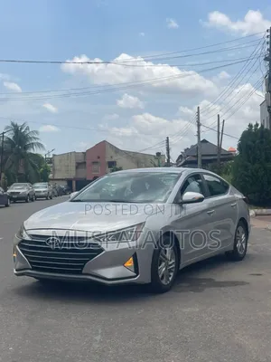 Hyundai Elantra Limited 2020 Silver