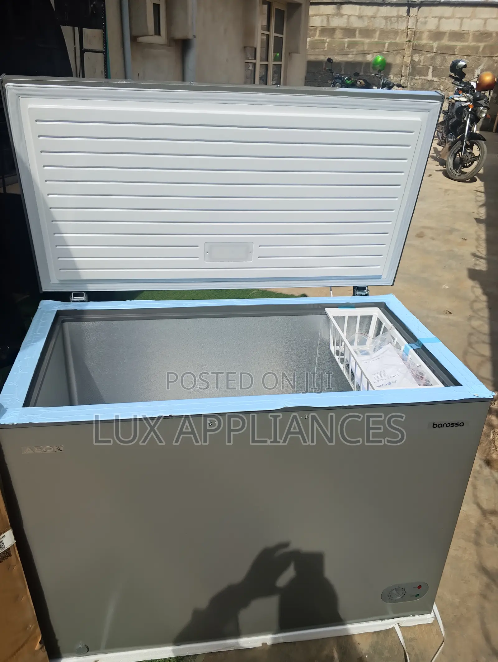 Aeon 300l Home Chest Freezer