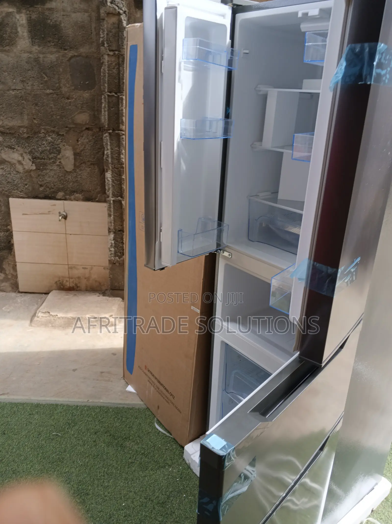 Skyrun 330hc Stylish Silver Refrigerator
