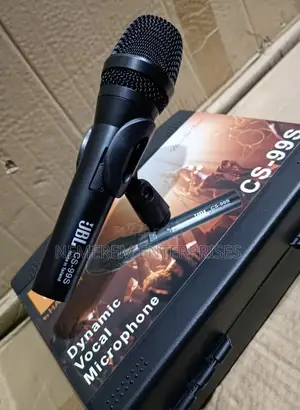 Professional Dynamic Vocal Microphone - Crystal Clear Heavy Dut