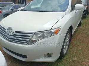 Toyota Venza 2009 White