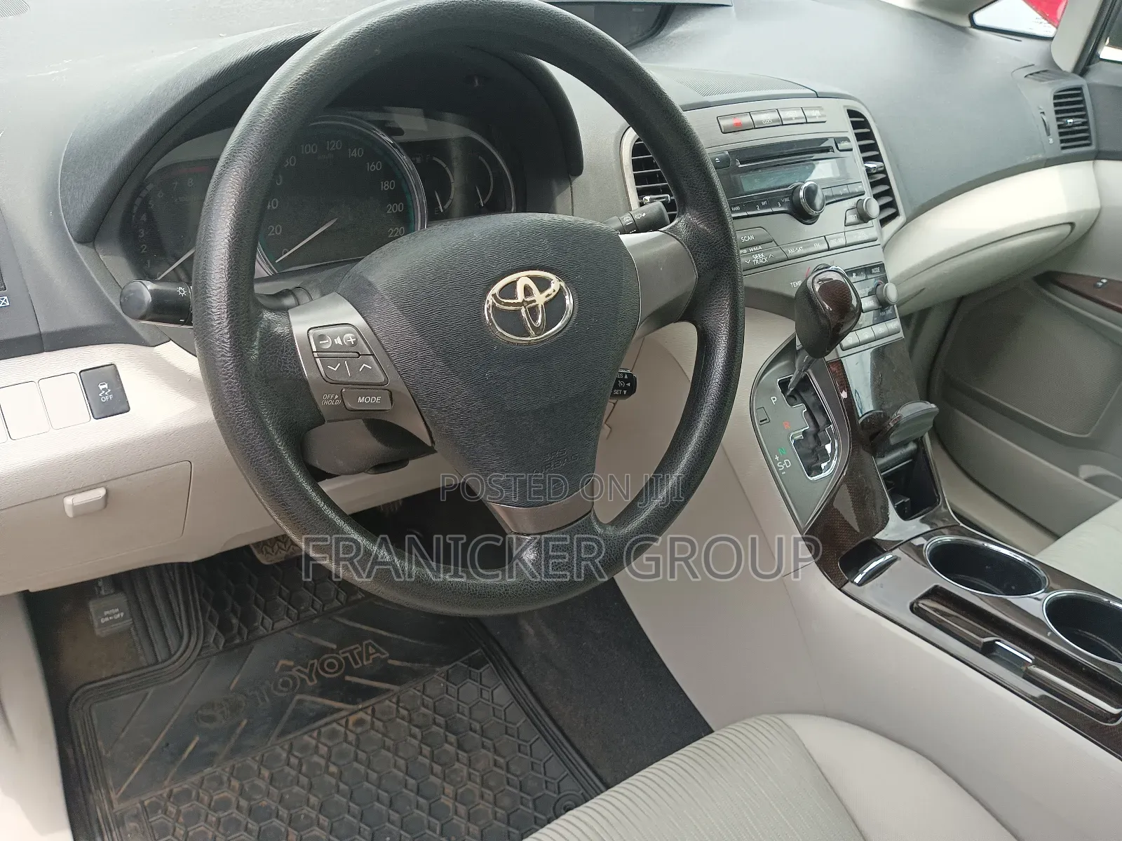 Toyota Venza 2009 White