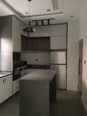 5bdrm Duplex in Magodo Phase 2 for sale