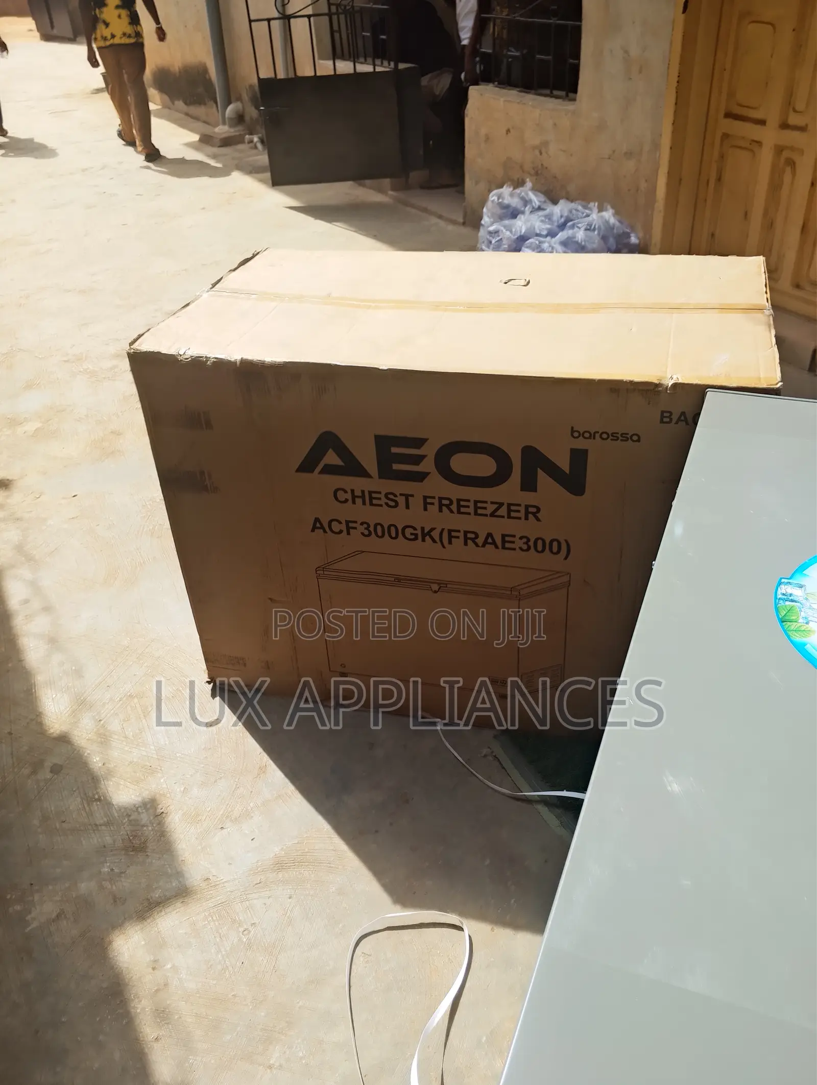 Aeon 300l Freezer – Keep Food Fresh Longer