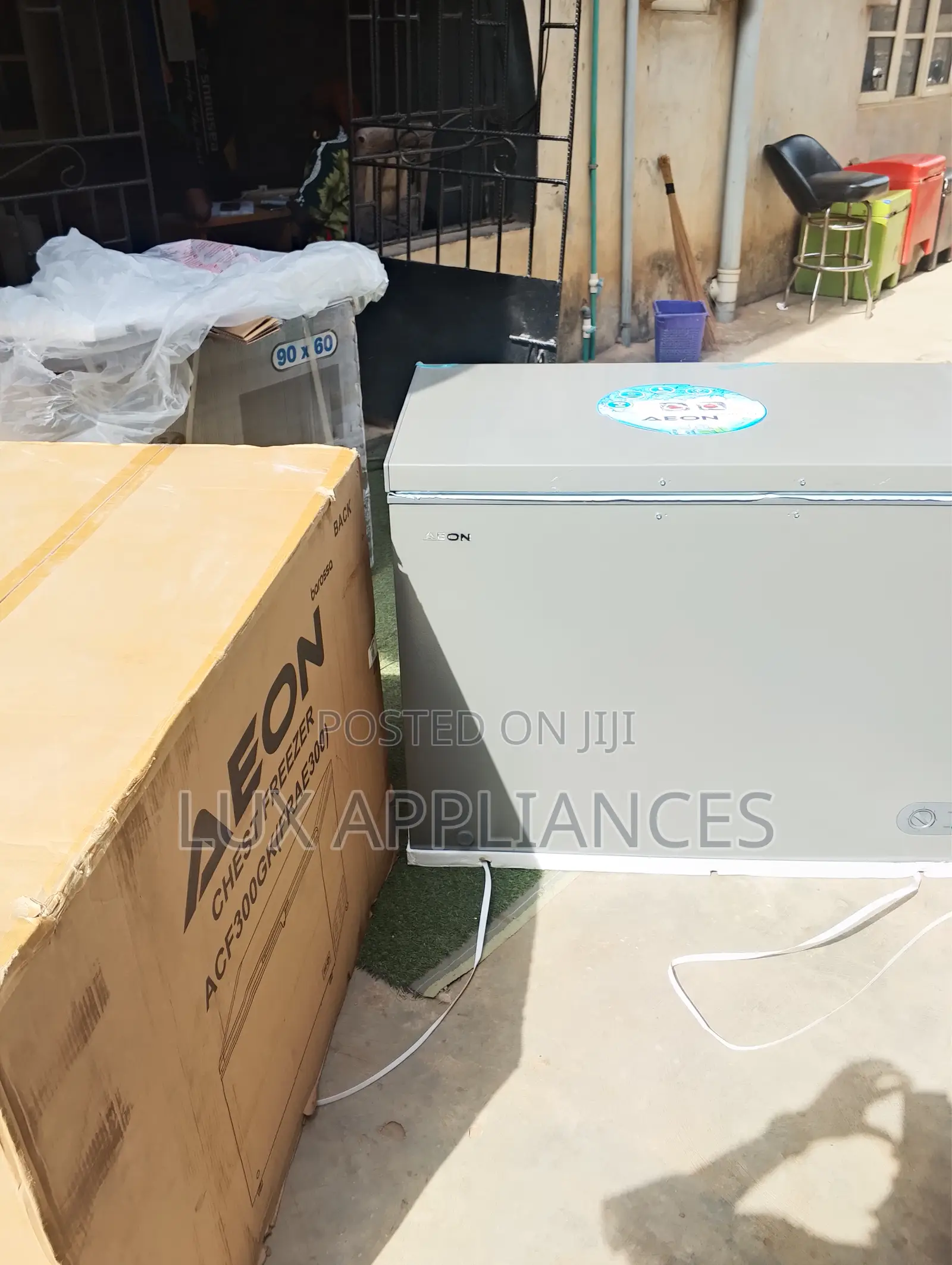 Aeon 300l Freezer – Premium Cooling Solution