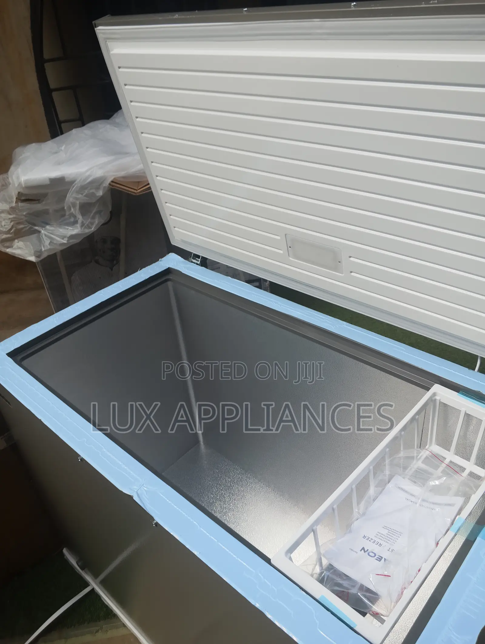 Aeon 300l Freezer – Keep More, Waste Less