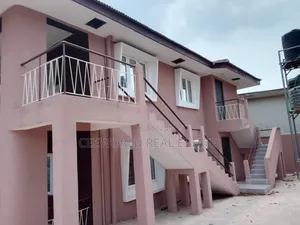 3bdrm Apartment in Agodi Gate for rent