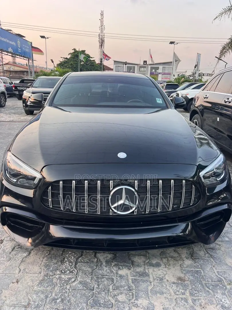 Mercedes-Benz E300 2017 Black