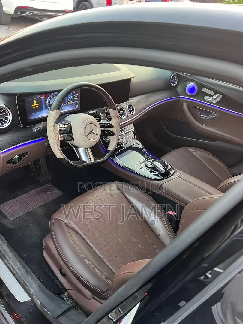Mercedes-Benz E300 2017 Black