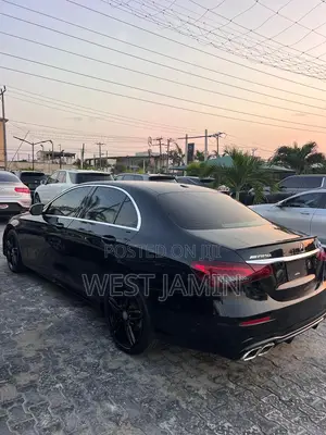 Mercedes-Benz E300 2017 Black