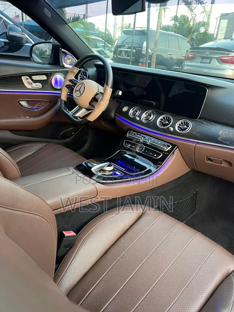 Mercedes-Benz E300 2017 Black