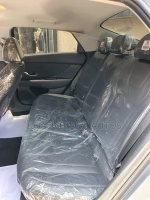 Hyundai Elantra Limited 2023 Gray