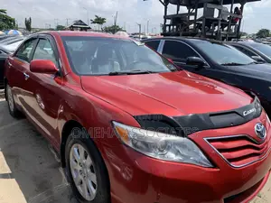 Toyota Camry LE 4dr Sedan (2.5L 4cyl 6A) 2011 Red