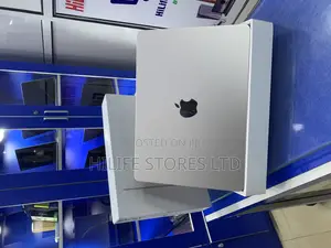 Laptop Apple MacBook Air 2024 M3 13-inch 16GB Apple M3 SSD 256GB