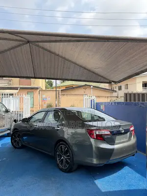 Toyota Camry L 4dr Sedan (2.5L 4cyl 6A) 2013 Green