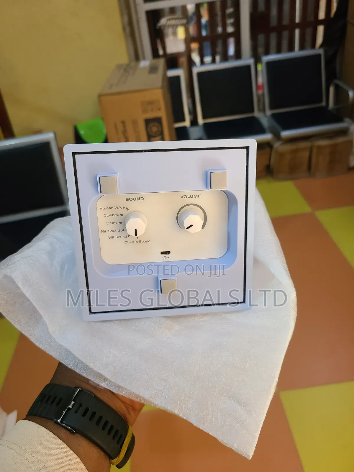 Cherub Metronome Machine