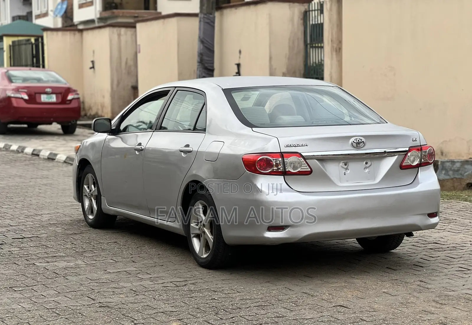 Toyota Corolla 2012 Silver