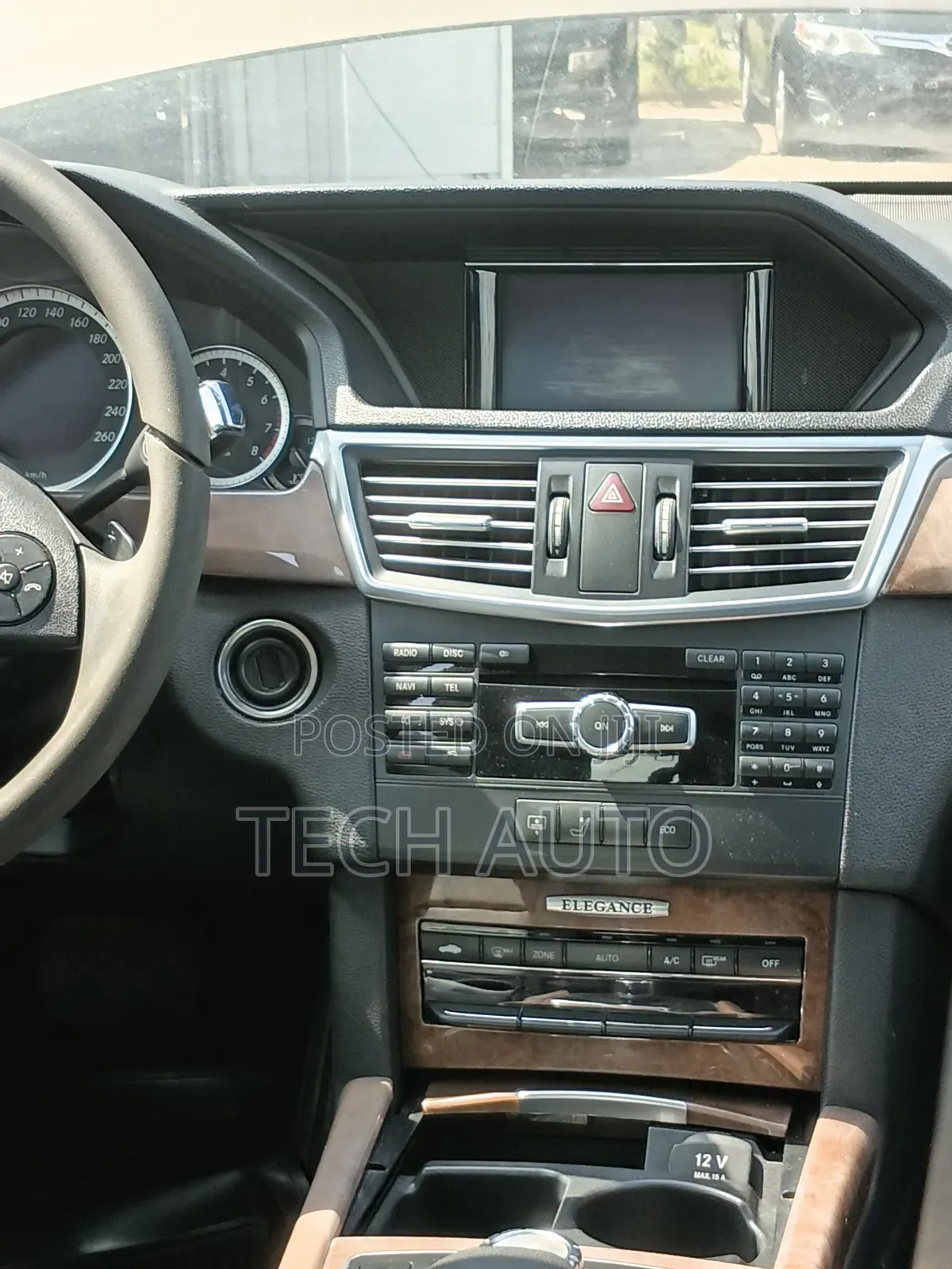 Mercedes-Benz E350 2011 Brown