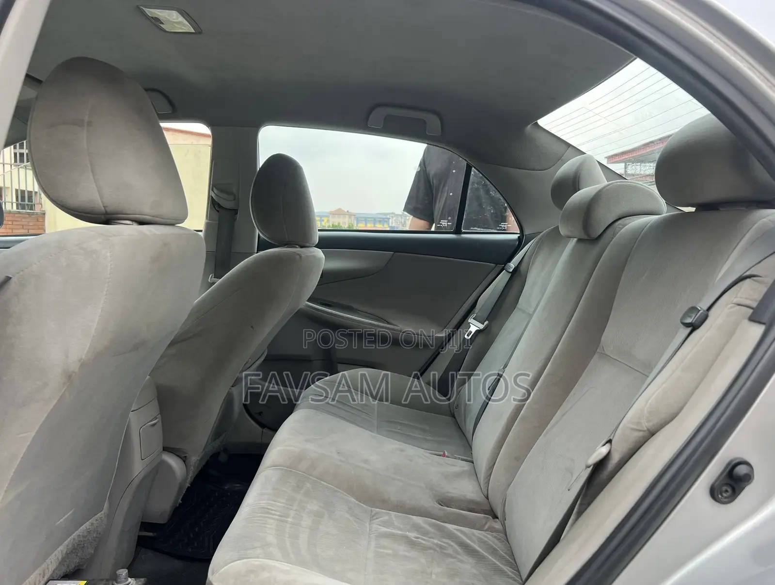 Toyota Corolla 2012 Silver
