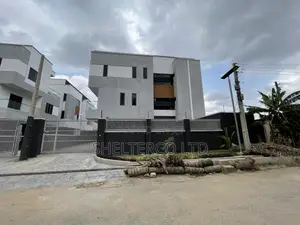 5bdrm Duplex in Estate, Adeniyi Jones for sale