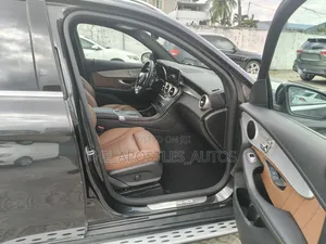 Mercedes-Benz GLC-Class 2022 Gray