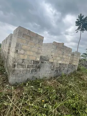 Half Plot of Land With 3 Master Bedroom on Lented Level for Sale