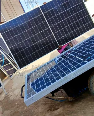 645watts High Efficiency Jinko Biafacial Solar Panels