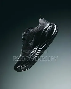 Nike Zoom All-Black Performance Sneakers