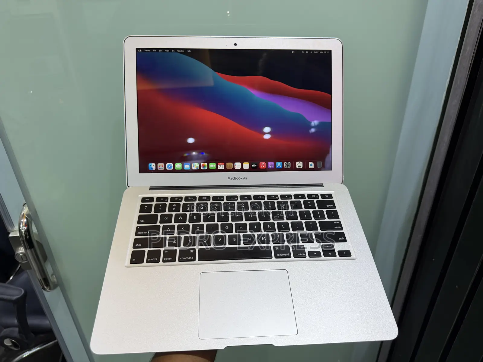 Laptop Apple MacBook Air 2015 8GB Intel Core i7 SSD 128GB