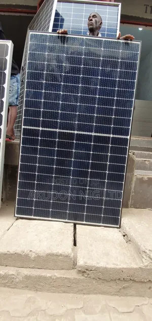 555watts High Efficiency Jinko Double Face Solar Panels