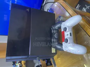 Clean Hacked Ps4 Fat (Games Installed)