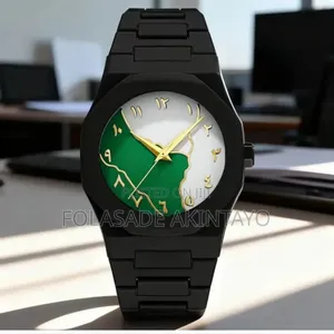 Fashionable Unique Wristwatch