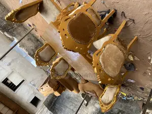 Royal Dining Table