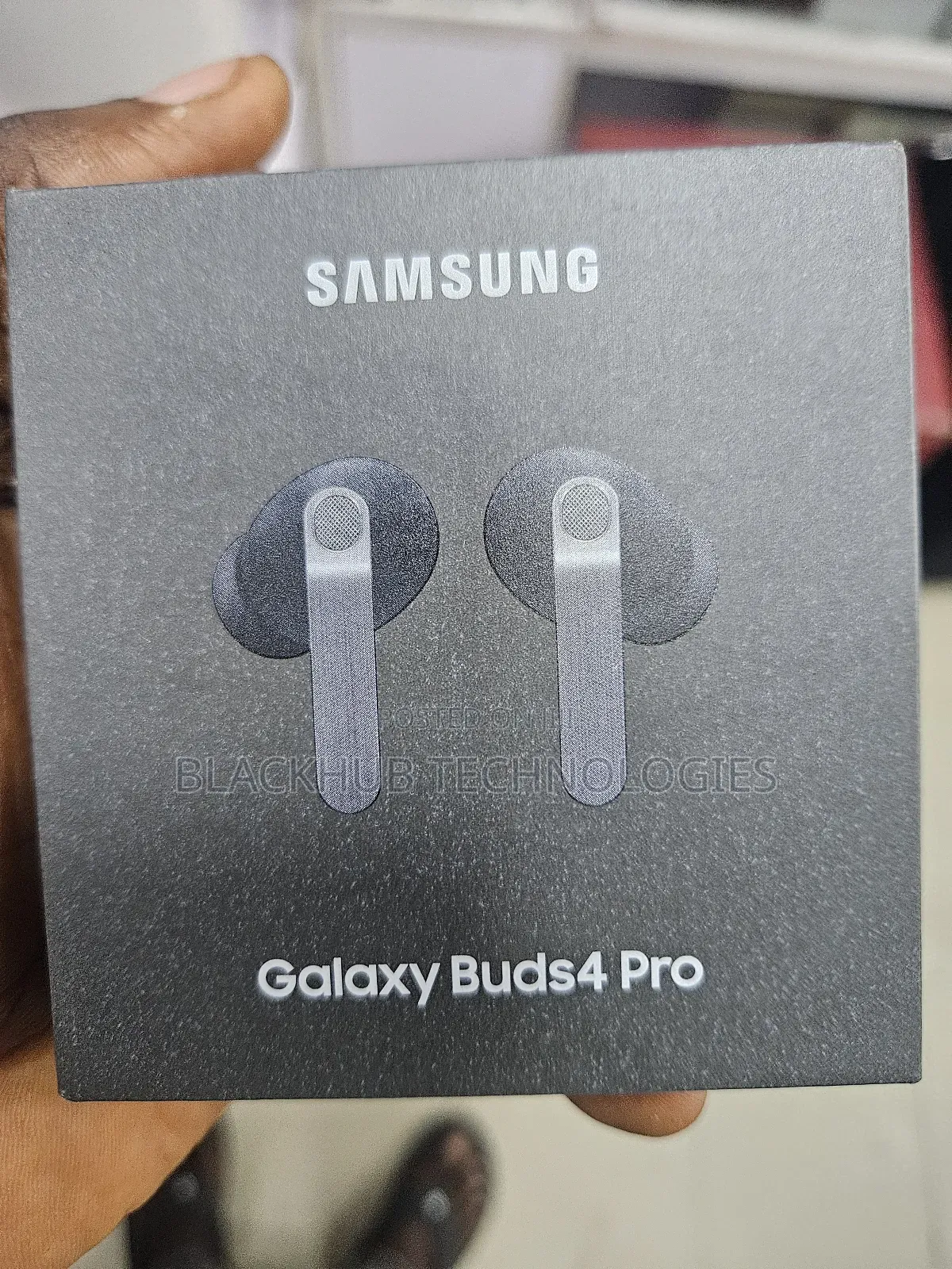 Samsung Galaxy Buds 4 Pro.