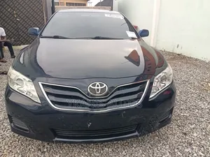 Toyota Camry LE 4dr Sedan (2.5L 4cyl 6AM) 2010 Blue