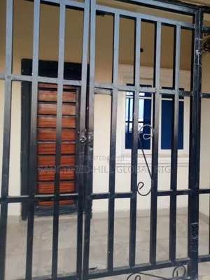 Studio Apartment in National Hospital, Life Camp for rent