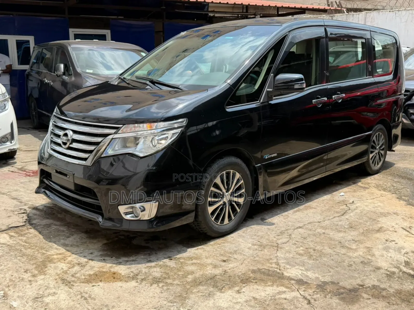 Nissan Serena 2016 Gray