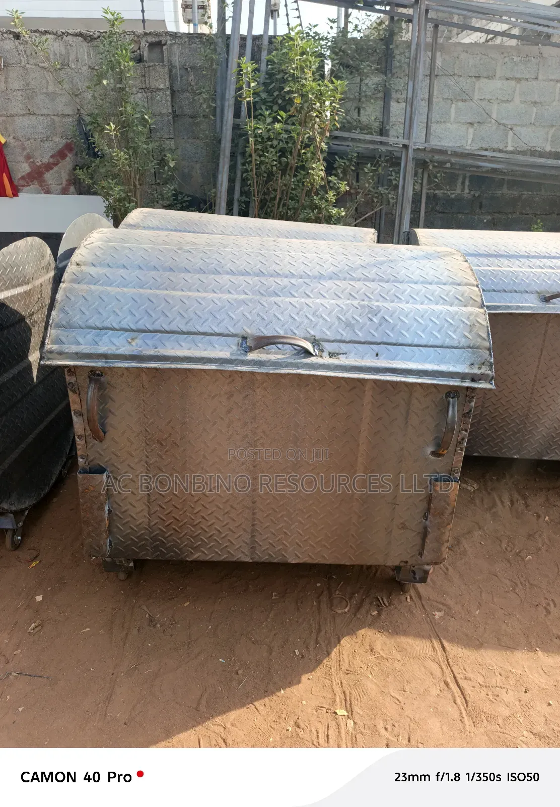 Dustbin for Home and Garden