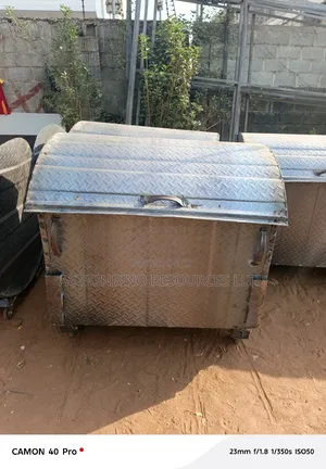 Dustbin for Home and Garden