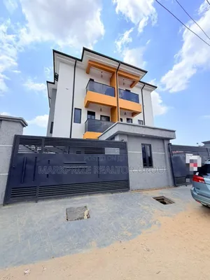 4bdrm Duplex in Surulere Lagos, Chevron for sale
