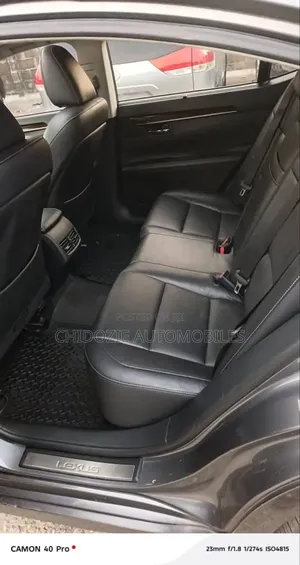 Lexus ES 350 FWD 2015 Gray