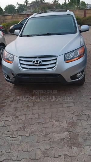 Hyundai Santa Fe SE 2010 Silver
