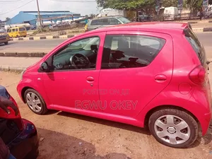 Toyota Aygo 1.0 5-Door 2007 Red